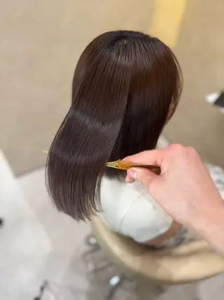ミディアム 酸性ストレート 青木優磨のヘアスタイル