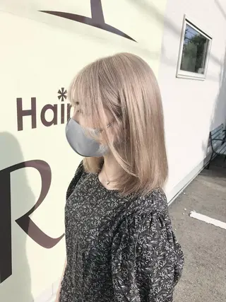 ミディアム カラー LOOP hairのヘアスタイル