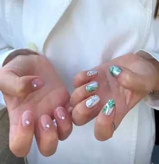 ネイル nailstudio eviz新宿店のネイルデザイン