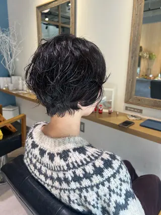 ショート パーマ 根本 沙耶香のヘアスタイル