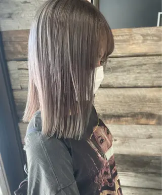 ミディアム andKおもろまち店 艶ダブルカラー✨のヘアスタイル