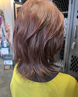 ミディアム カラー パーマ ヘアアレンジ メンズ キッズ ネイル マツエク・マツパ アイブロウ 久木原 ゆりのヘアスタイル