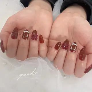 ネイル grandir🦋 MOMOKAのネイルデザイン