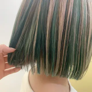 ショート カラー hubhair レイヤー/透明感のヘアスタイル