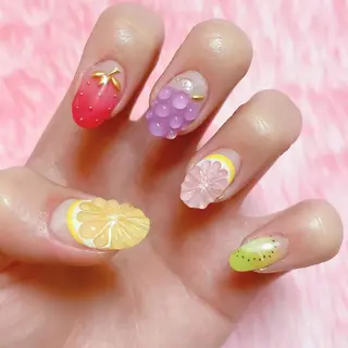 ネイル Nailsalon Liliesのネイルデザイン