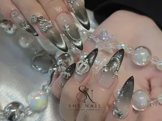 ネイル 博多 SHE Nailのネイルデザイン