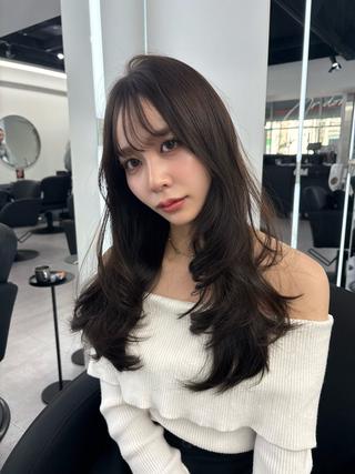ロング カラー 堀江/透明感 ベージュ/白川幸太のヘアスタイル
