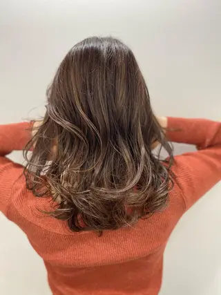 セミロング カラー レイヤーカット 赤み消し　店長/大和のヘアスタイル