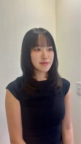 セミロング Hana 🩰のヘアスタイル