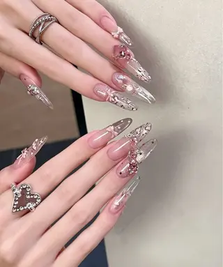 ネイル D-BEAUTY Nailsalonのネイルデザイン
