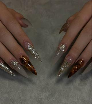 ネイル NiJi Nailsのネイルデザイン
