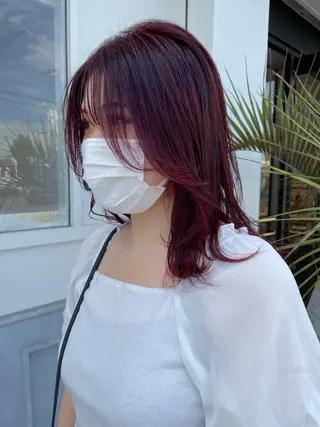 カラー 比嘉 千咲のヘアスタイル