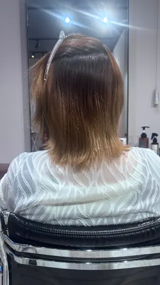 ミディアム 海老名駅🫧トレンド カラー🫧橋本小雪のヘアスタイル