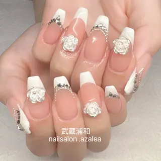 ネイル R inのネイルデザイン