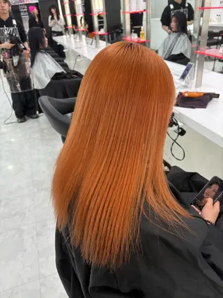 セミロング カラー 縮毛矯正WATARU 髪質改善　レイヤーのヘアスタイル