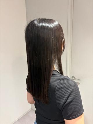 セミロング 藤田 小波のヘアスタイル