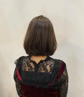 セミロング ブリーチ指名 NO1🌈SAKIのヘアスタイル