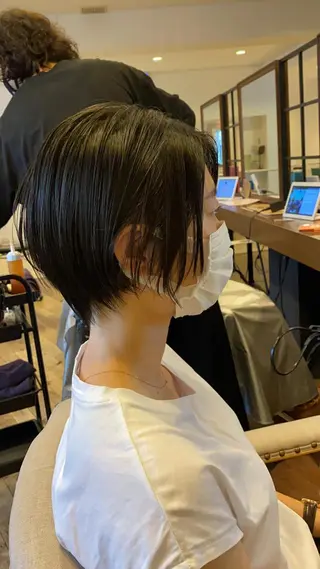 ショート カラー 谷合 貴志のヘアスタイル