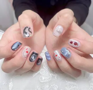 ネイル AURA NAIL 🌟鶴見店のネイルデザイン
