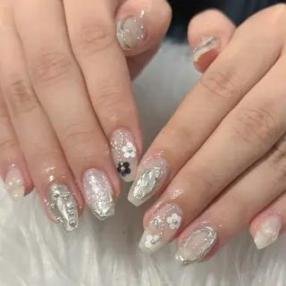 ネイル LAVISH manaのネイルデザイン