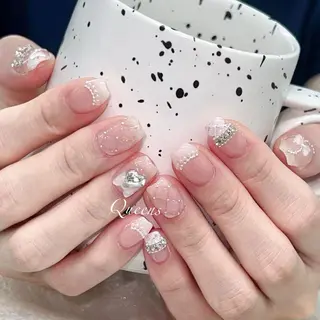 ネイル Queens テイのネイルデザイン