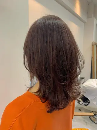 ミディアム カラー ヘアアレンジ REONA🪽✨薬院 レイヤーカット🫧のヘアスタイル