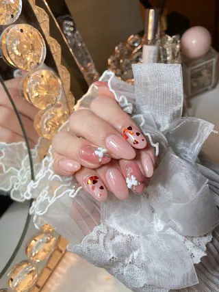 ネイル 24時まで❤︎韓国、 ワンホンネイルのネイルデザイン