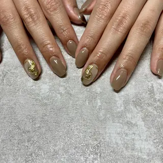 ネイル MIORA︎ マツエク×ネイルのネイルデザイン