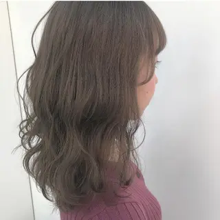 ミディアム カラー レイヤー/ハイトーン 🧸SENAのヘアスタイル