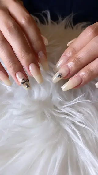 ネイル 後藤 美奈のネイルデザイン