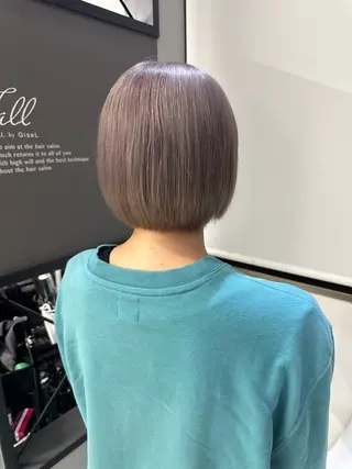 ショート カラー 🎀透明感 カラーHiROEのヘアスタイル