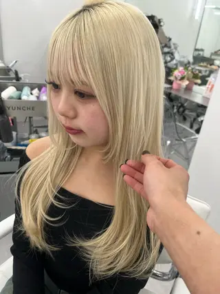 カラー 盛れる顔周り✨韓国式 レイヤーkanatoのヘアスタイル