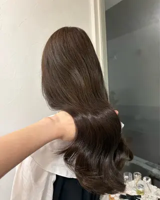 セミロング omocha umiのヘアスタイル