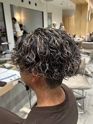 カラー パーマ メンズ 🐲ツイスパ🐲 フェード/龍のヘアスタイル