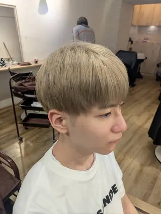 ショート カラー メンズ キマるメンズパーマ クメユウキのヘアスタイル