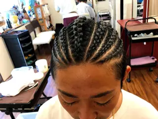 ミディアム ✨コーンロウ✨ 本田さゃかのヘアスタイル