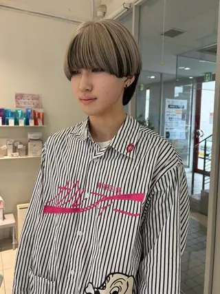 カラー メンズ 浅野 匠のヘアスタイル