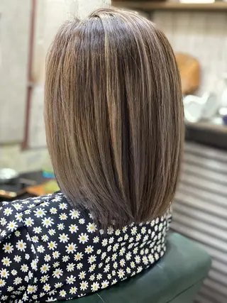 ミディアム カラー 勝河 怜楊のヘアスタイル