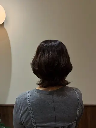 ミディアム パーマ 吉田 理那のヘアスタイル