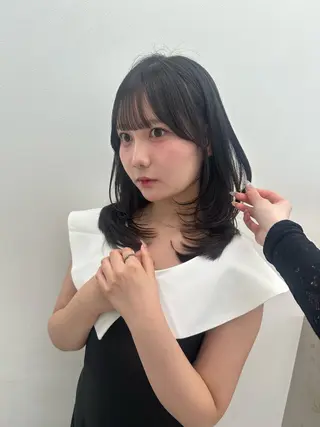 ミディアム カラー ヘアアレンジ 大人っぽ中韓レディ ヘア🤍MAOのヘアスタイル
