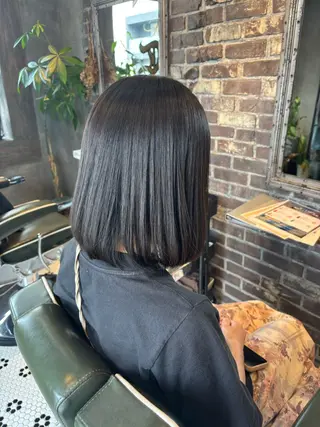 ミディアム 田中 綾乃のヘアスタイル