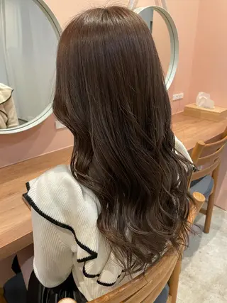 セミロング カラー ヘアアレンジ REONA🪽✨薬院 レイヤーカット🫧のヘアスタイル