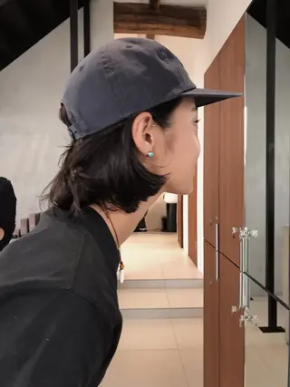 ミディアム hina KEEDAのヘアスタイル