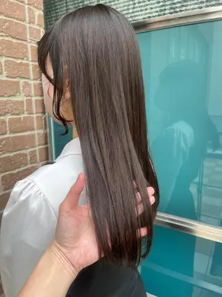セミロング カラー パーマ ヘアアレンジ メンズ キッズ ネイル マツエク・マツパ アイブロウ 久木原 ゆりのヘアスタイル