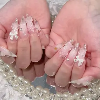 ネイル Lyna 池袋 ロングネイルのネイルデザイン