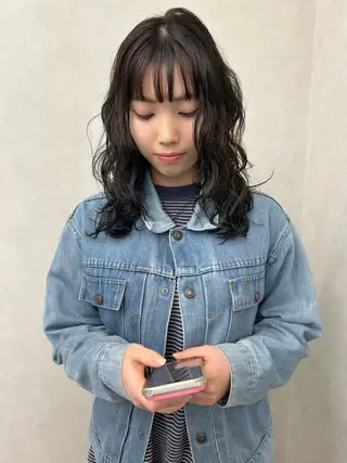 セミロング パーマ ナカジマ ナナのヘアスタイル