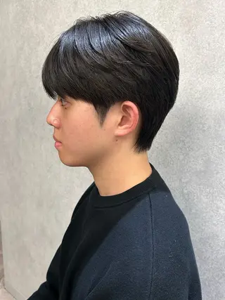 ショート パーマ メンズ 岩城 滉成のヘアスタイル