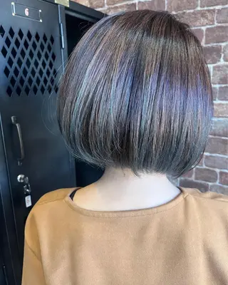 ショート カラー パーマ ヘアアレンジ メンズ キッズ ネイル マツエク・マツパ アイブロウ 久木原 ゆりのヘアスタイル