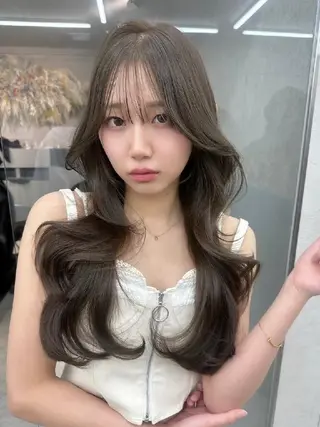 カラー ロング 髪質改善/韓国ヘア /透明感カラー🧸のヘアスタイル