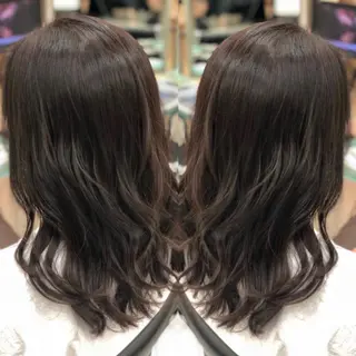 ミディアム カラー パーマ KONOMI スタイリストのヘアスタイル